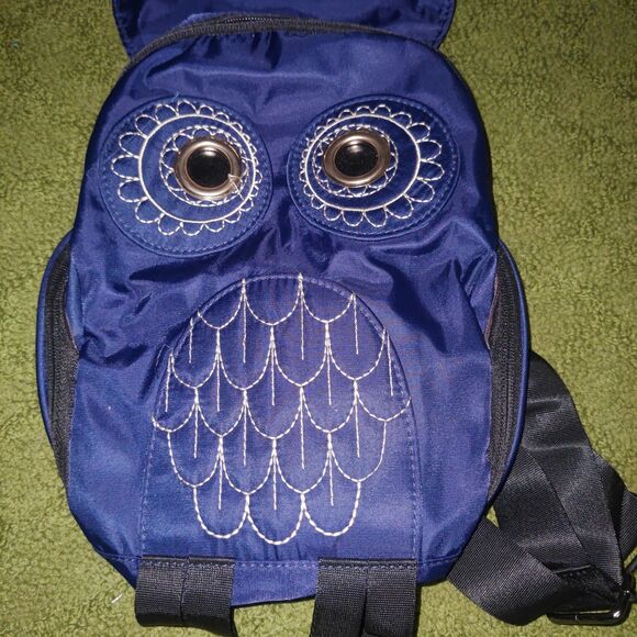 Small Navy Blue Owl Backpack - 1 Main Pocket/2 Small Side Pockets - New - Picture 2 of 4